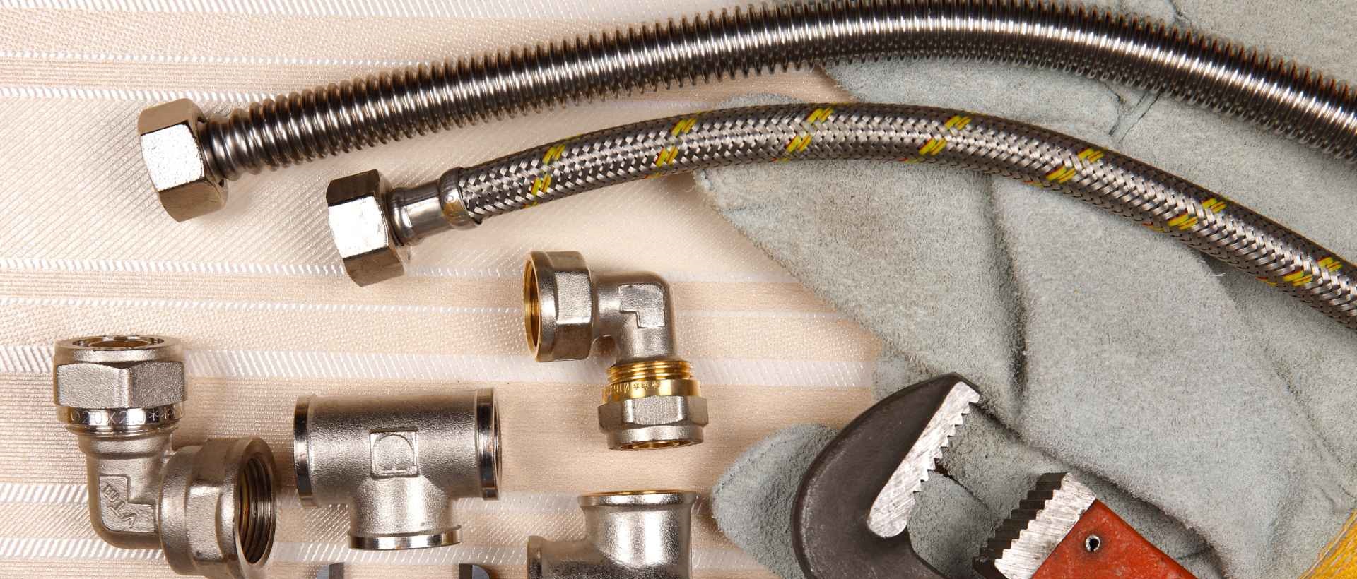 Emergency plumbers TW5