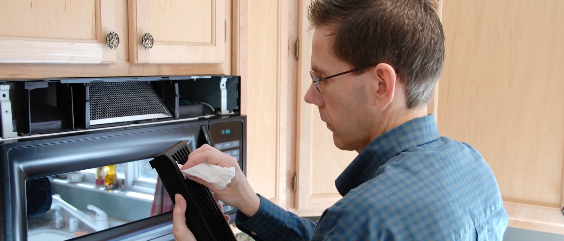 Kitchen fitters TW5